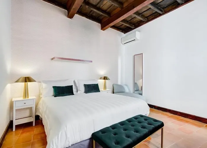 Bed & Breakfast Paradise
